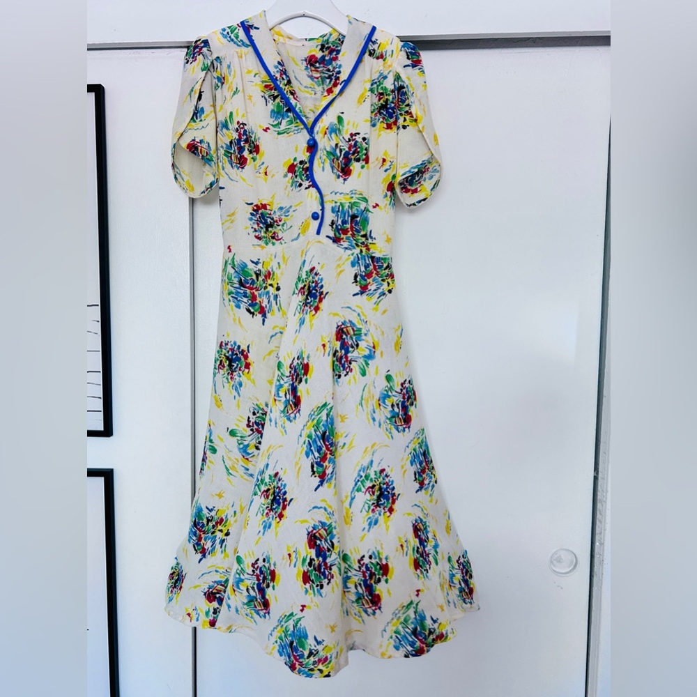 Vintage 1930’s Ruffled Tiered Midi Dress with Tulip Sleeves